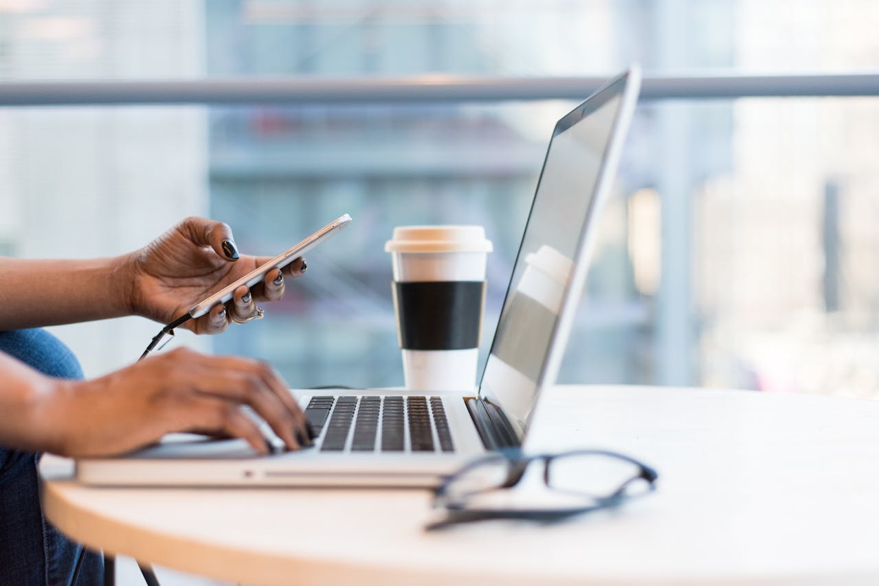 Met deze tips kun je onderzoeken of informatie op internet klopt