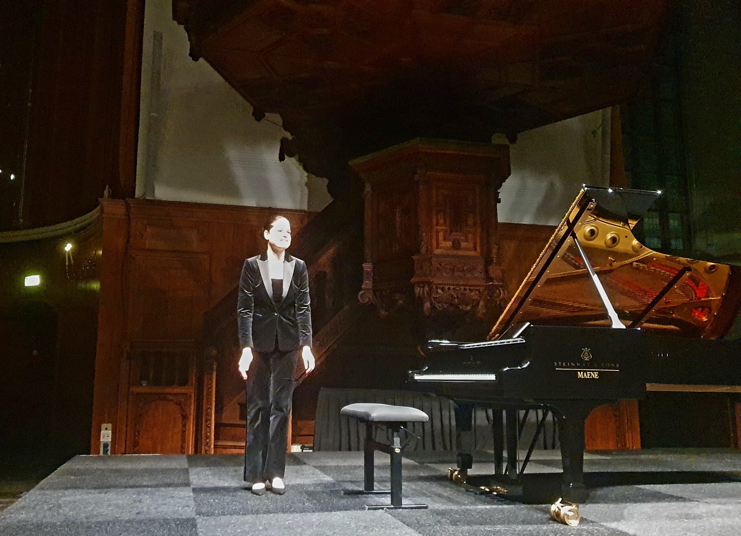 Pianiste Chochieva betovert publiek in Nieuwe Kerk