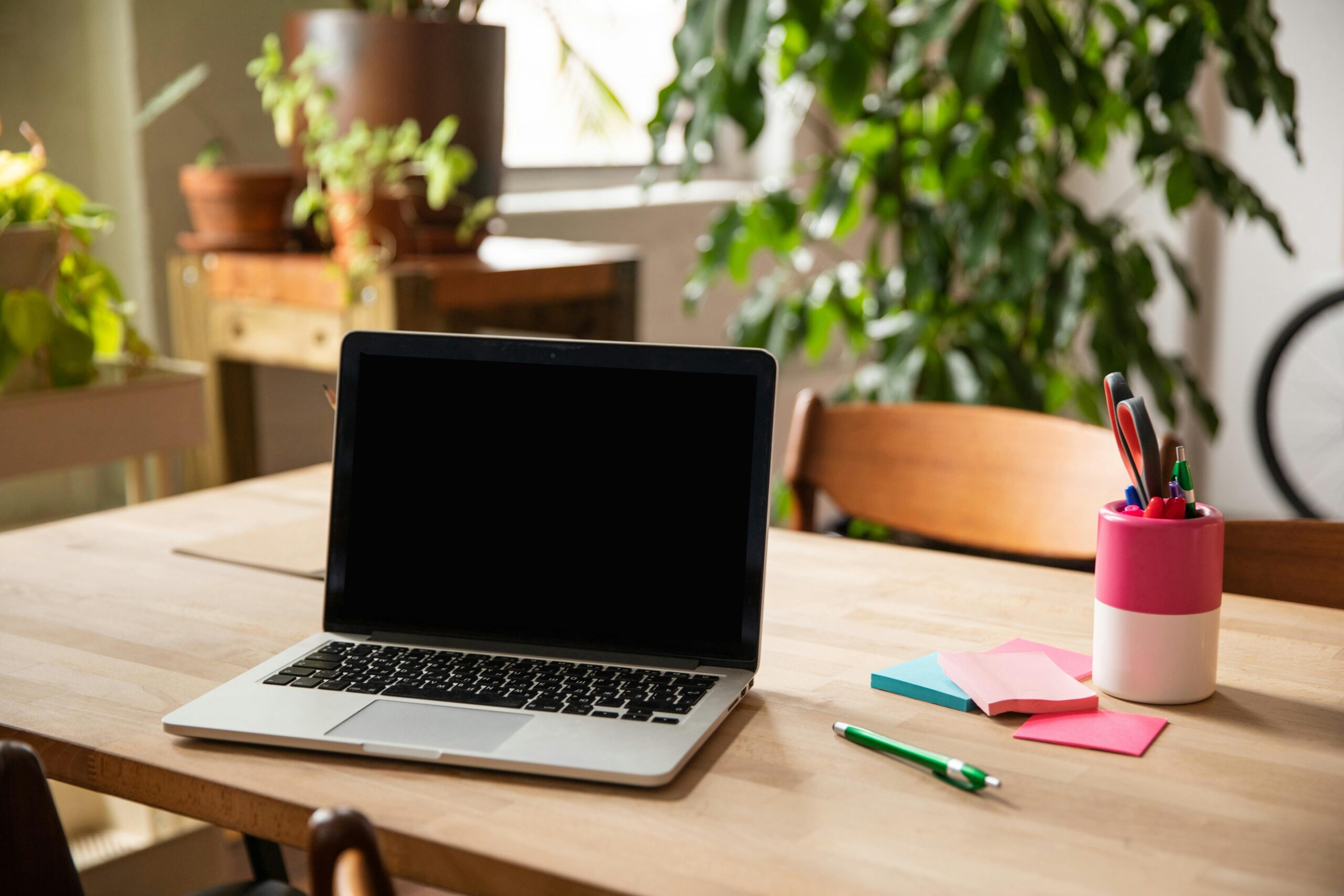 Laptop, wifi of e-mail valt uit in Den Haag? Dit kun je eerst zelf checken (en wanneer je beter hulp inschakelt)
